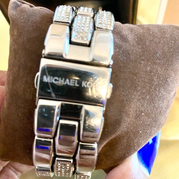 Authentic Michael Kors Watch. Some missing stones and need battery. - Picture 10 of 10